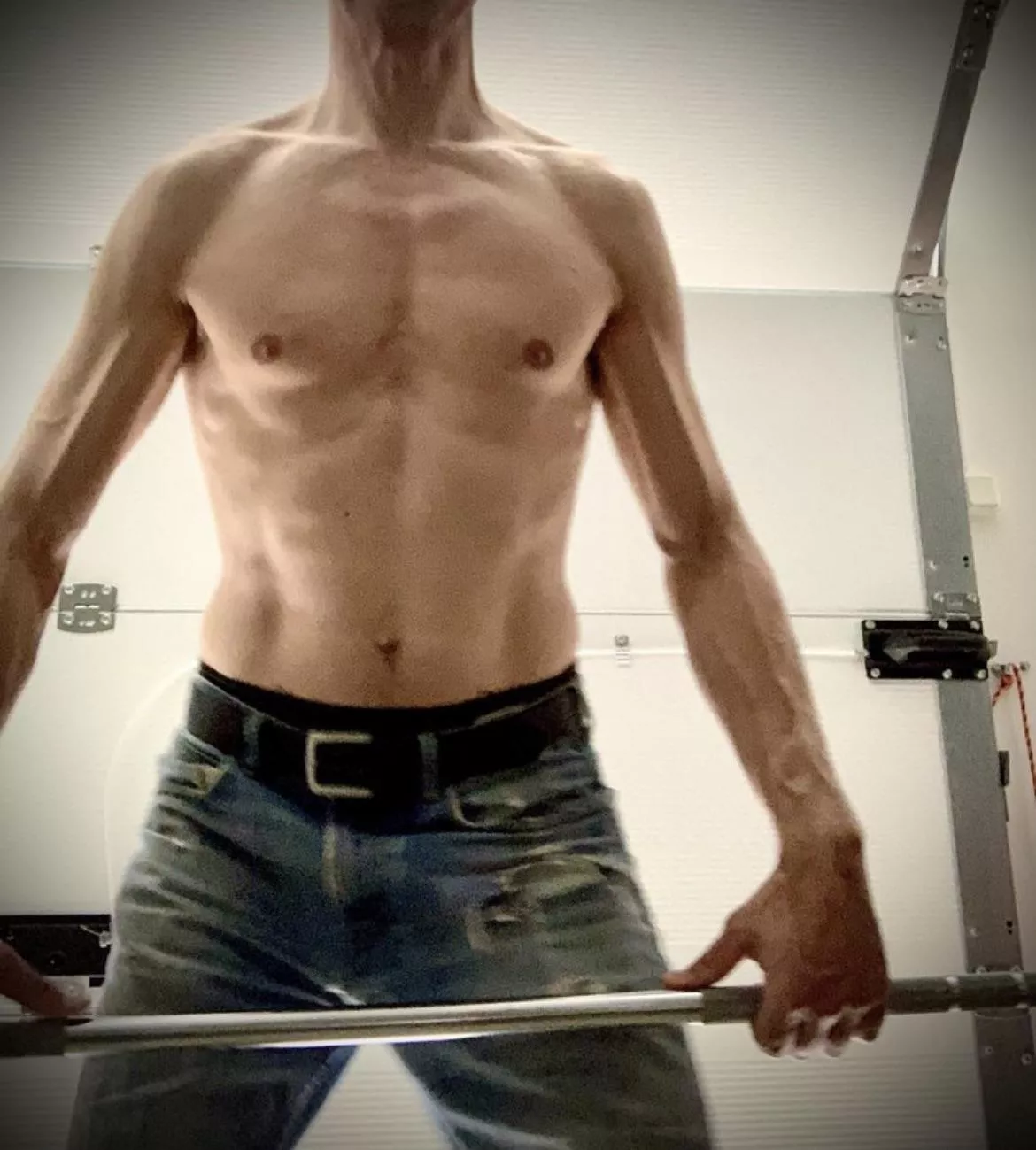 workout in the garage (M)