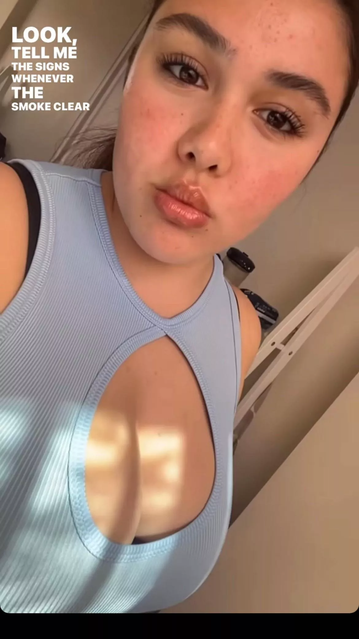 YGWBT “Your lookin at tits aren’t u”