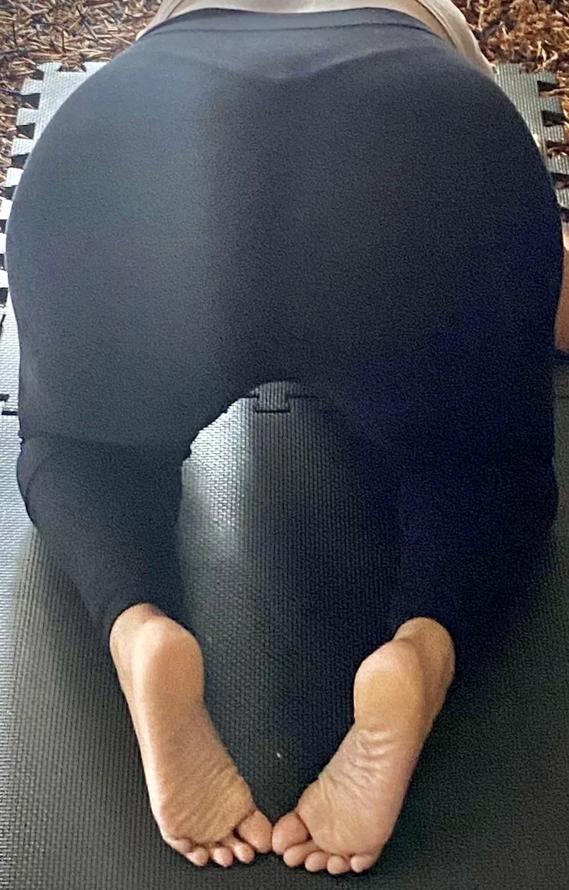 And I thought G String doesnt show 🙊