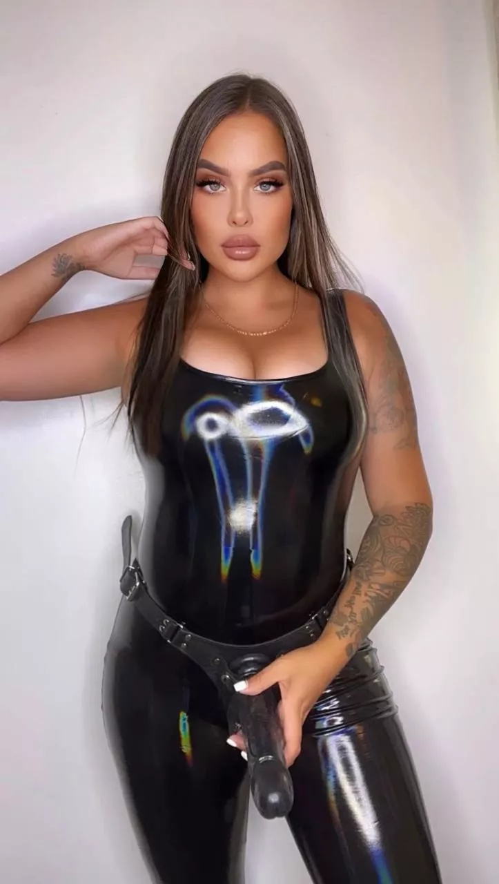 Can i borrow that pretty hole of yours tonight?