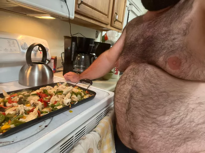 Care to join me for fajitas hun? Take you home in the morning? 31 (M)