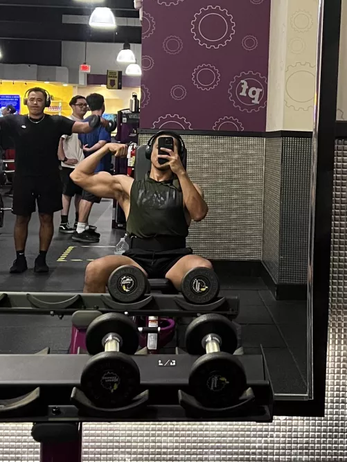 Couldn’t flex right cause of the arm pump