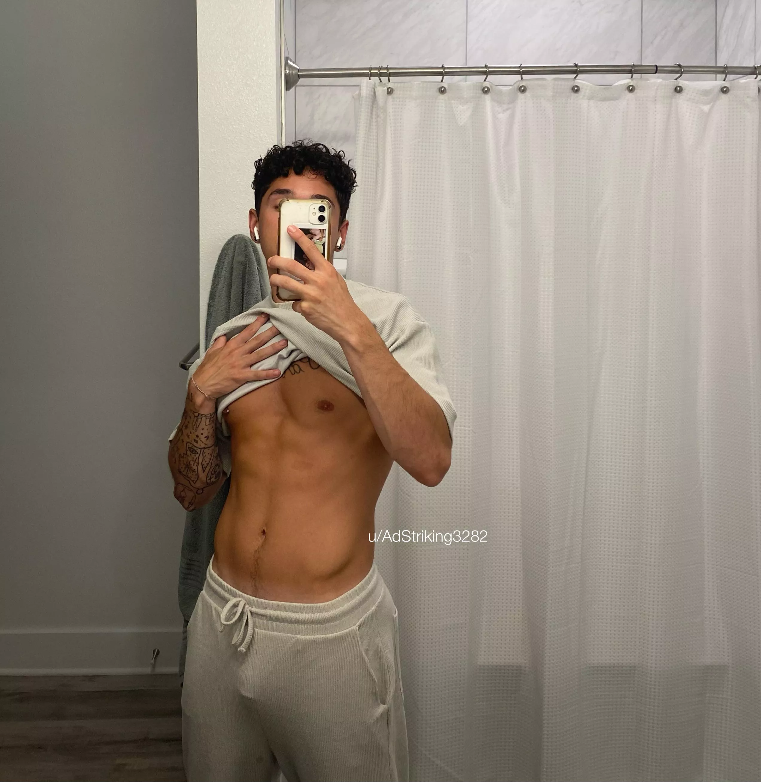 do you like gray sweatpants?;)