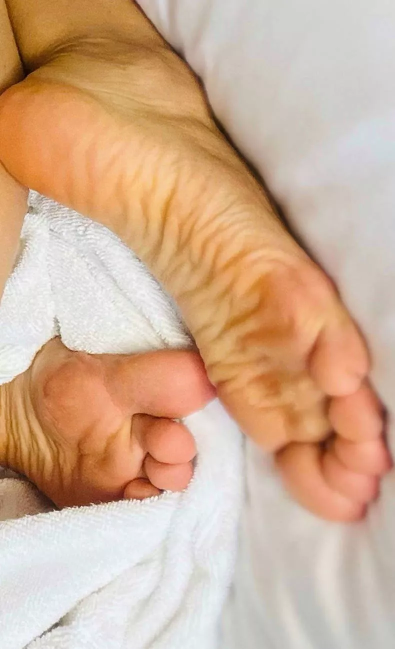 Don't underestimate the power of a compact derriere.