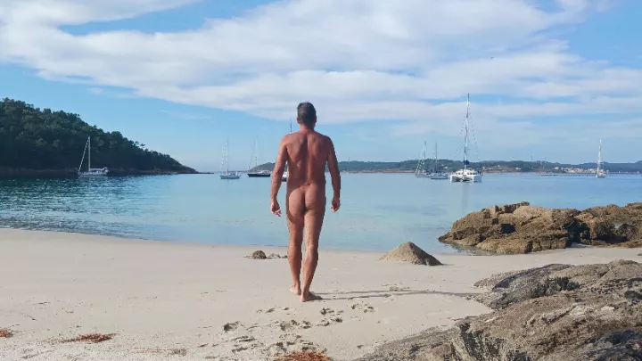 Enjoy, white sands and lovely beach