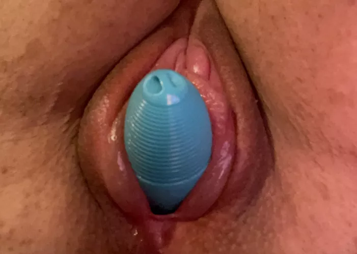 [f]irst time pumping! i love how puffy it looks