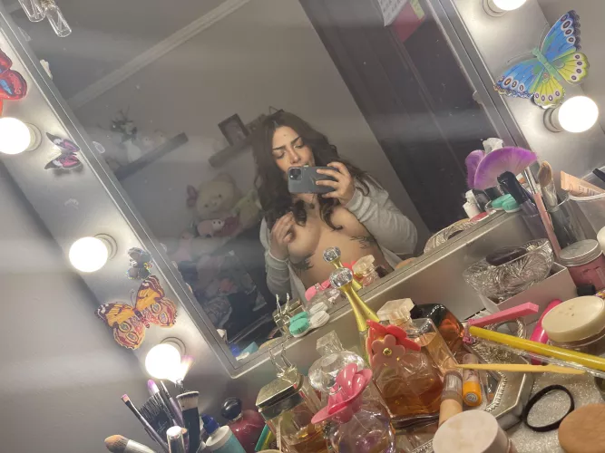 I need your wet tongue on my sexy tits