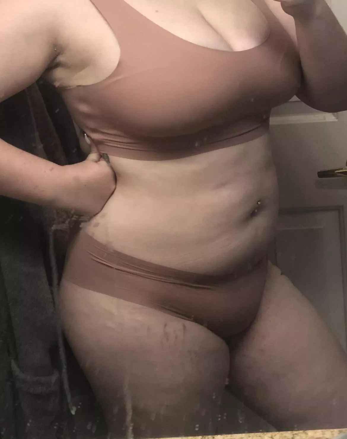 [selling] [usa] I wanna make these smell amazing for you! Size large and I have VS panties too!