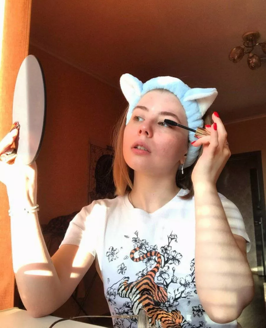 😻 shall we play together?