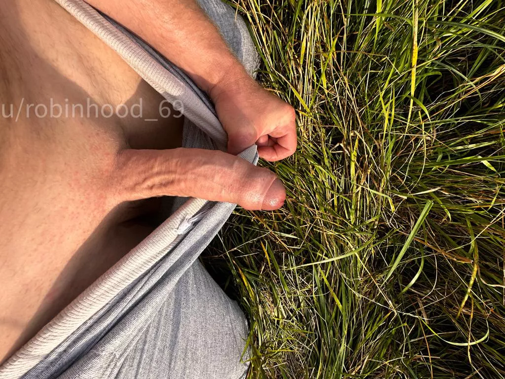 Who like curved cock?