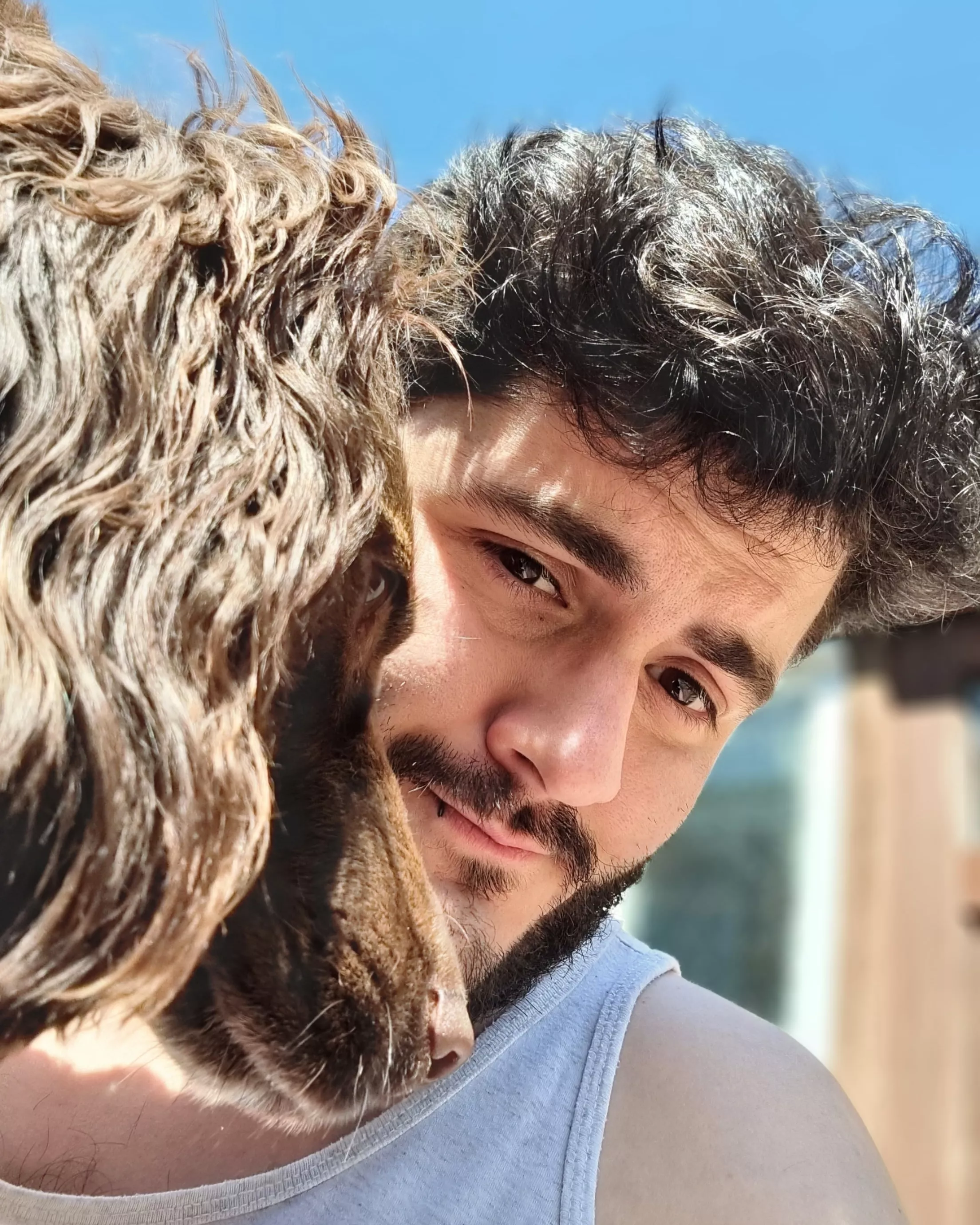 33 UK! Love to make some friends! Come chat to me about anything. (Mainly gaming, dogs, cooking/baking and travelling!)