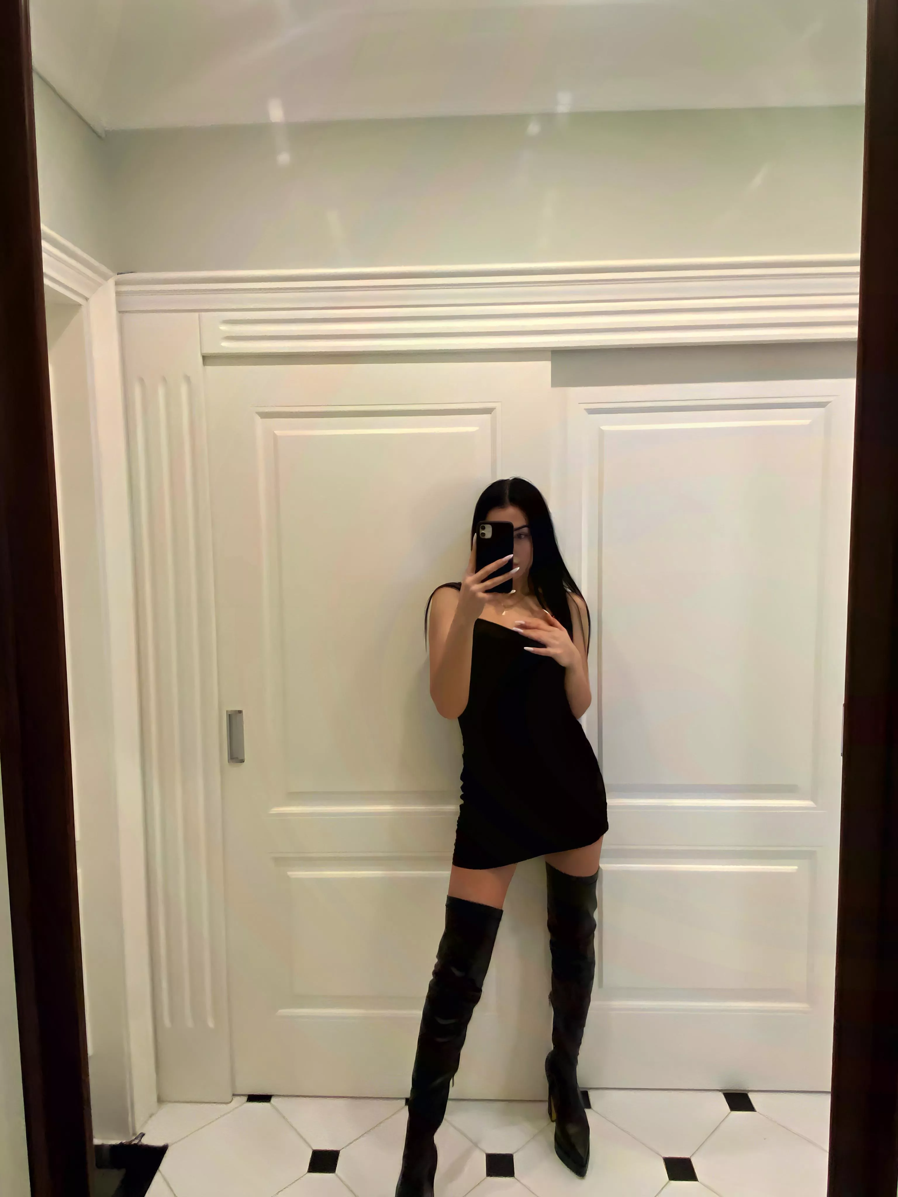 All day I dream about sex