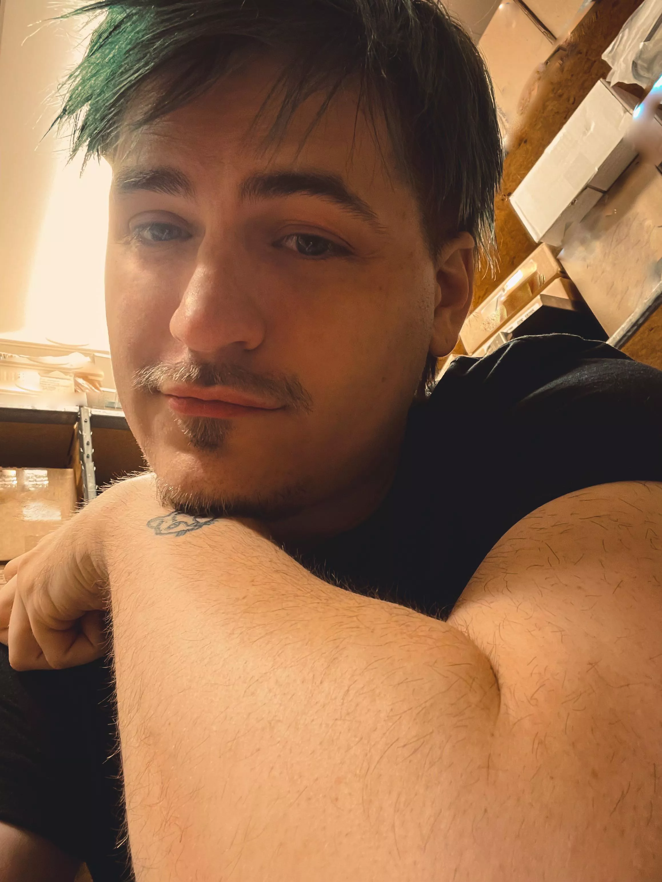 Boring day, could use someone to chat with π Boring day, could use someone to chat with π