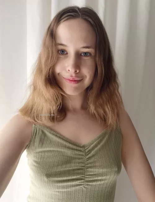 Could you keep eye contact? 🤫