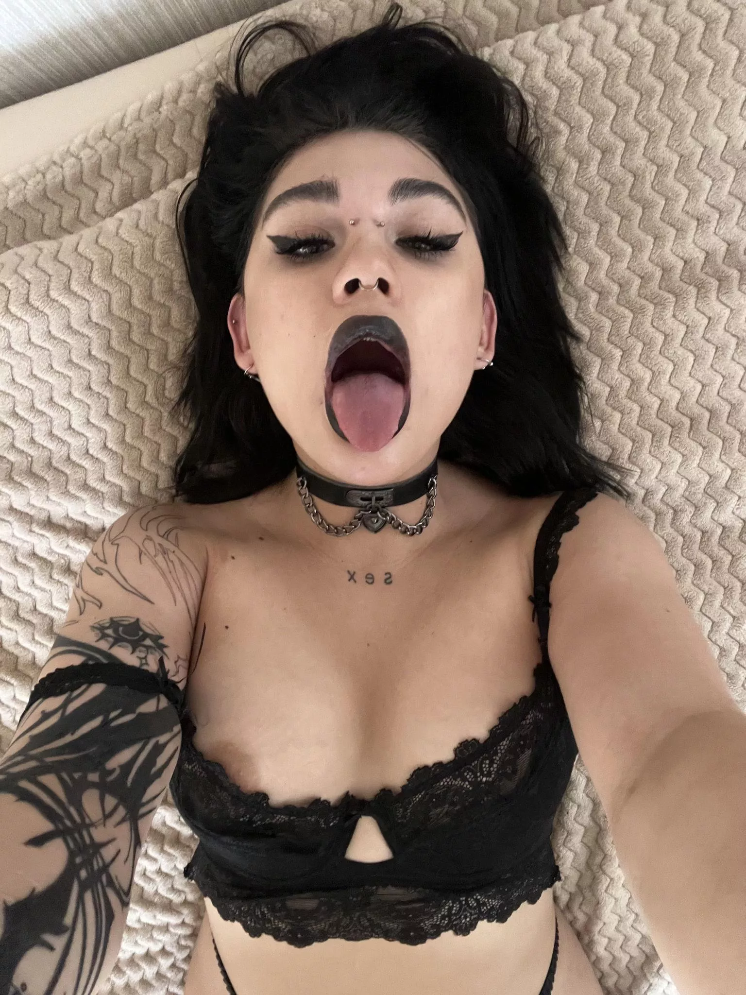 Cum in my mouth, I will swallow every drop