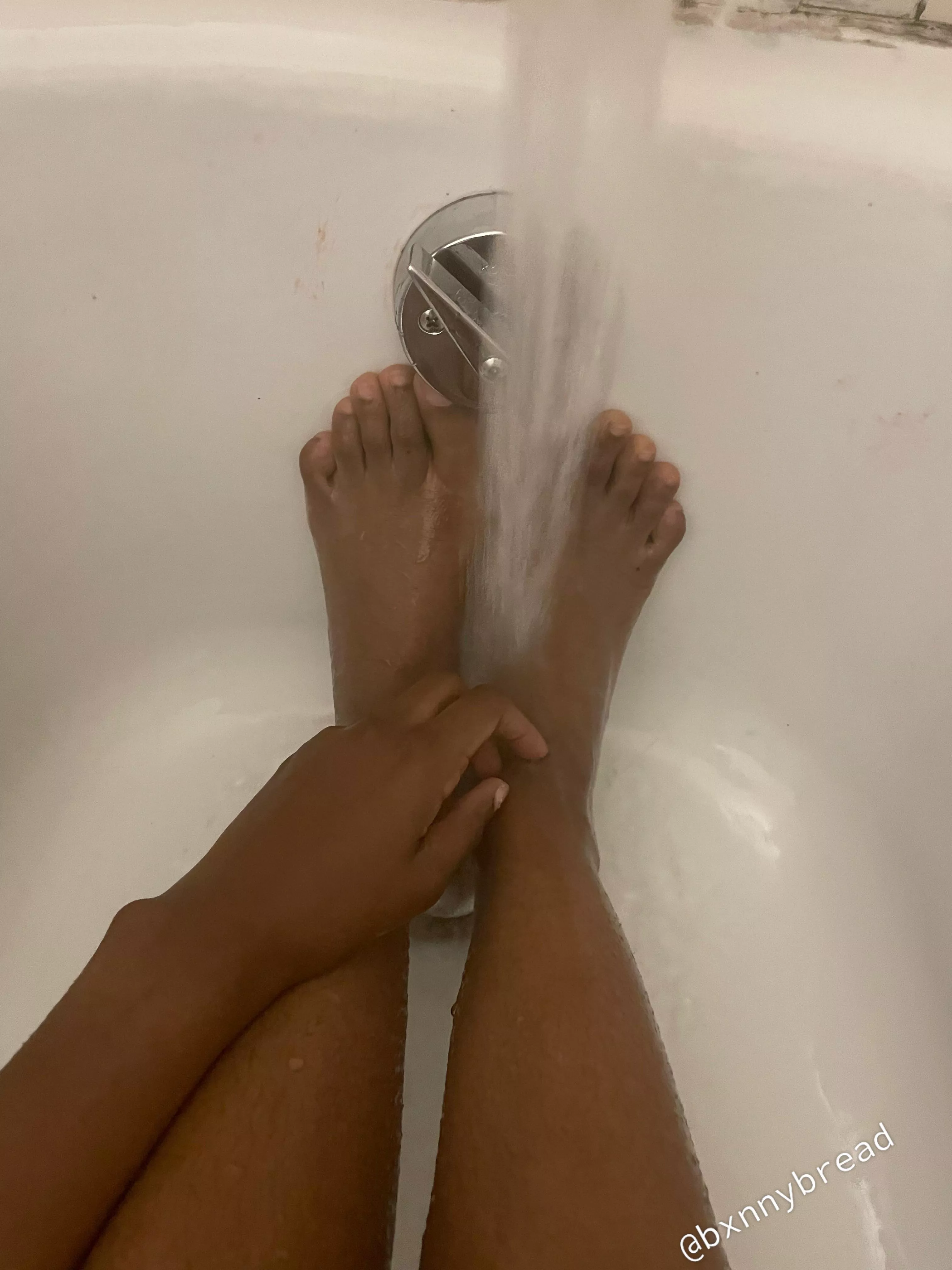 Hands and toes ☺️ [OC]