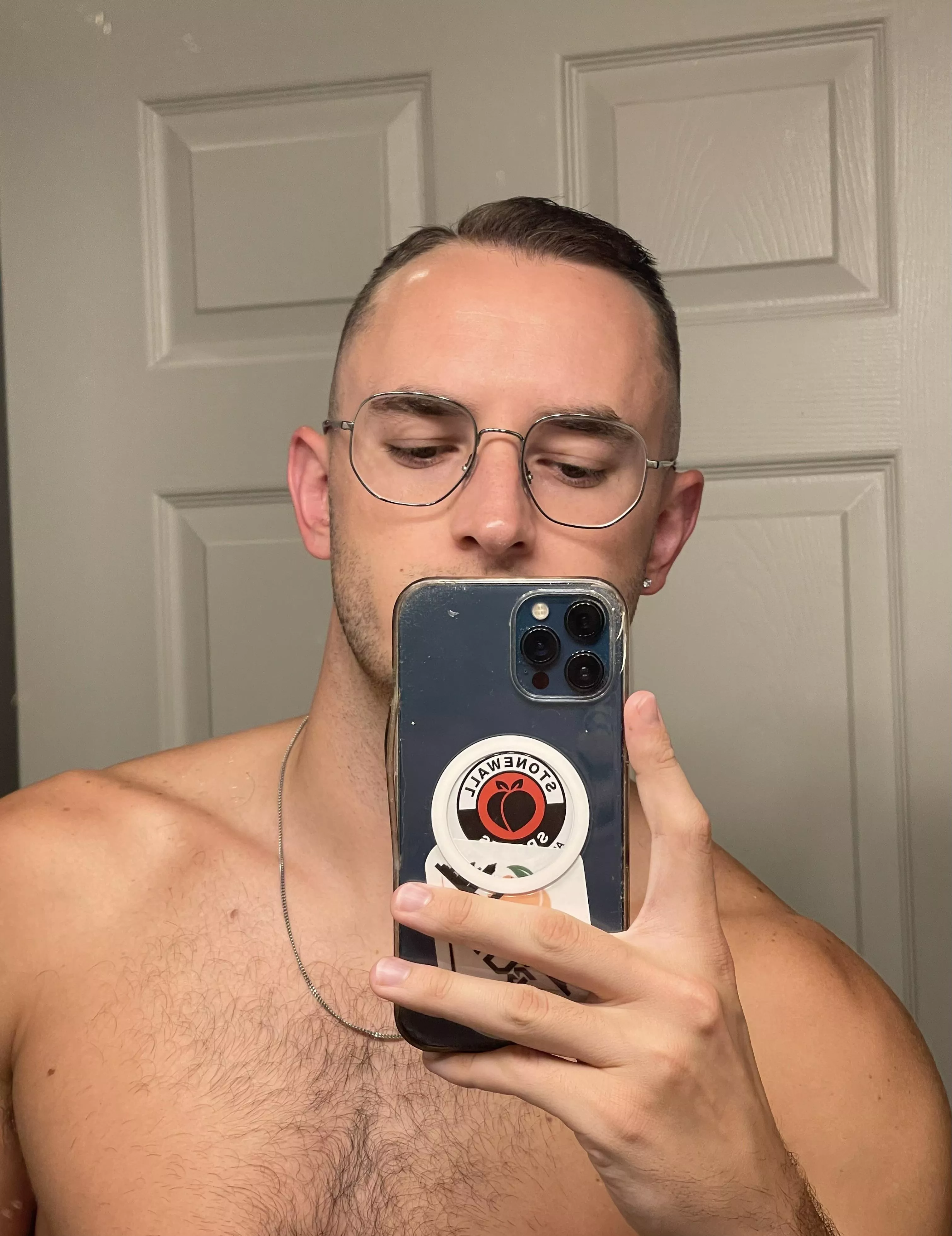 Happy almost Friday! Who’s playing the Teal Mask DLC?