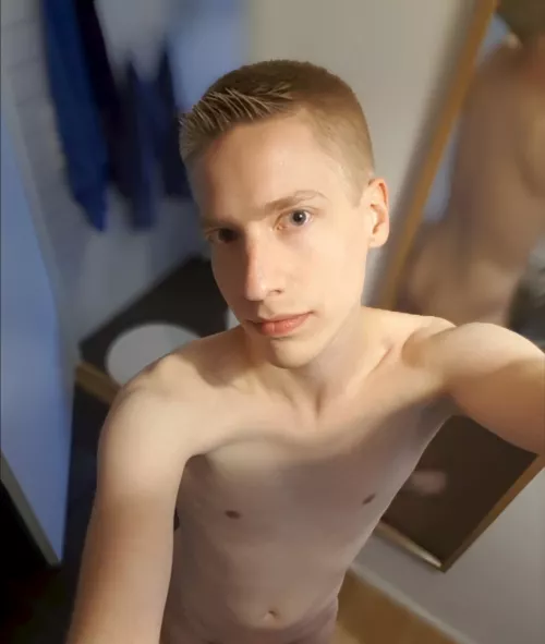 Hello! I'm from Sweden 😊