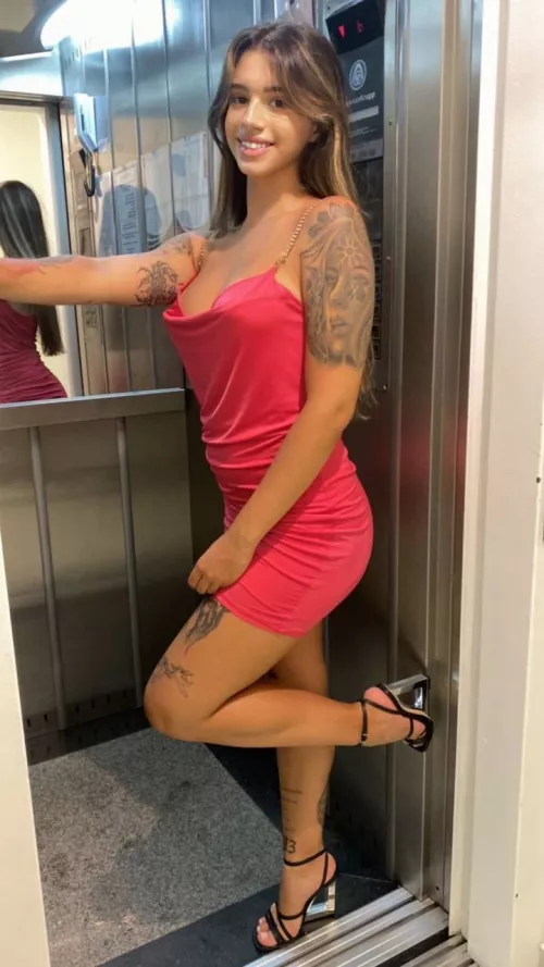 How's this one look on me💗