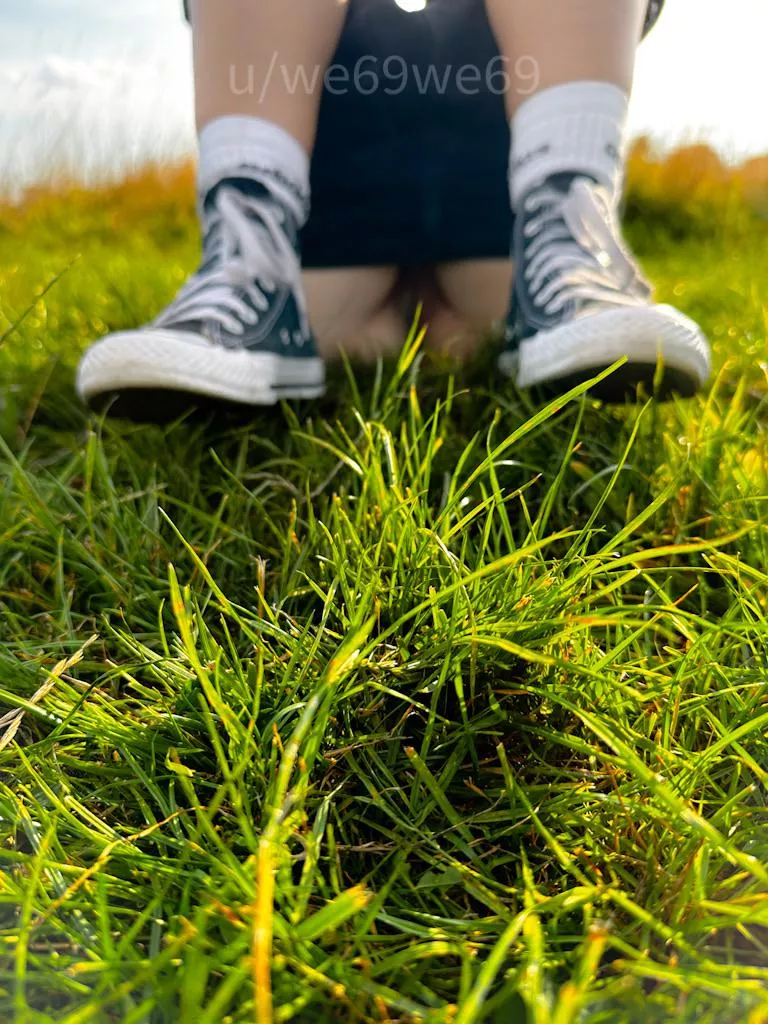 If anyone sees my little hole out for a stroll, don't worry, it's just searching for some fresh air for its little gap..