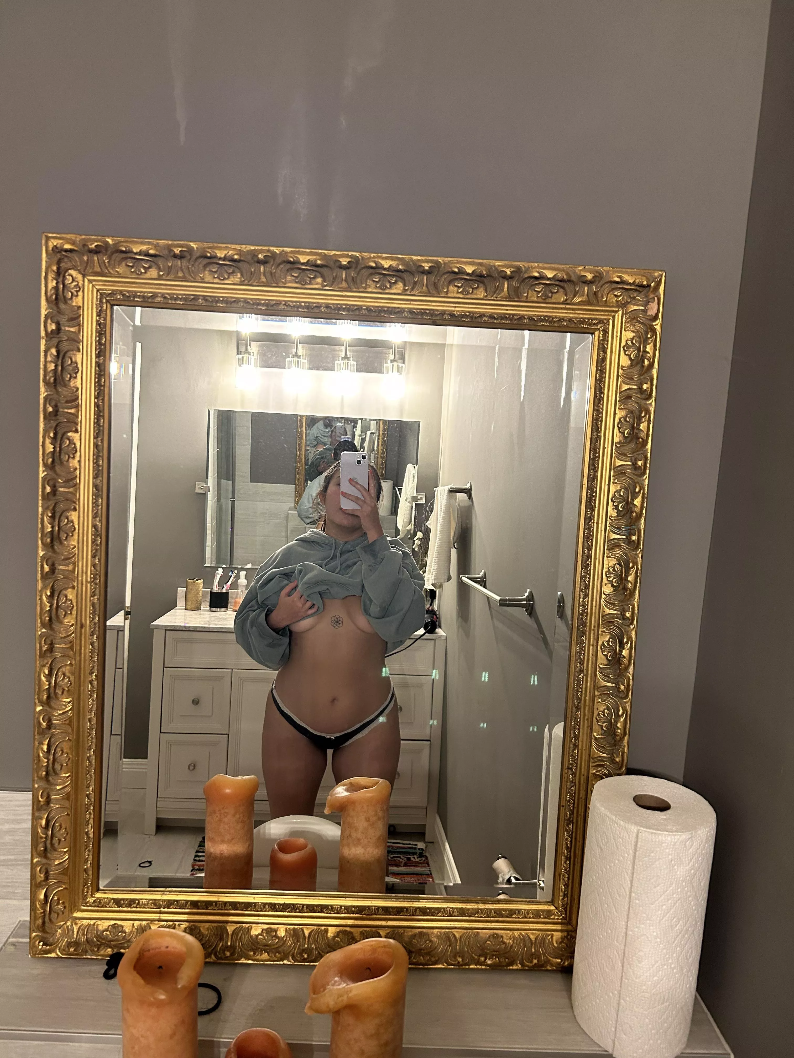 natural boobies for the win 😇