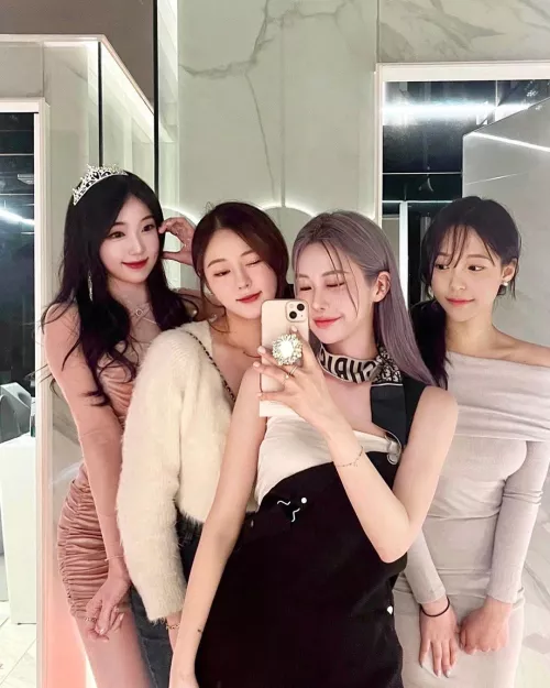 Pick your hottie 🔥