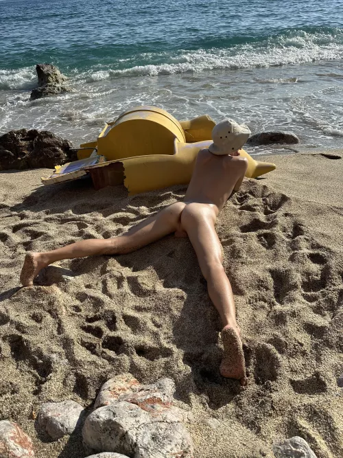 Rate from 1 to 10 how much you would like to fuck my ass!