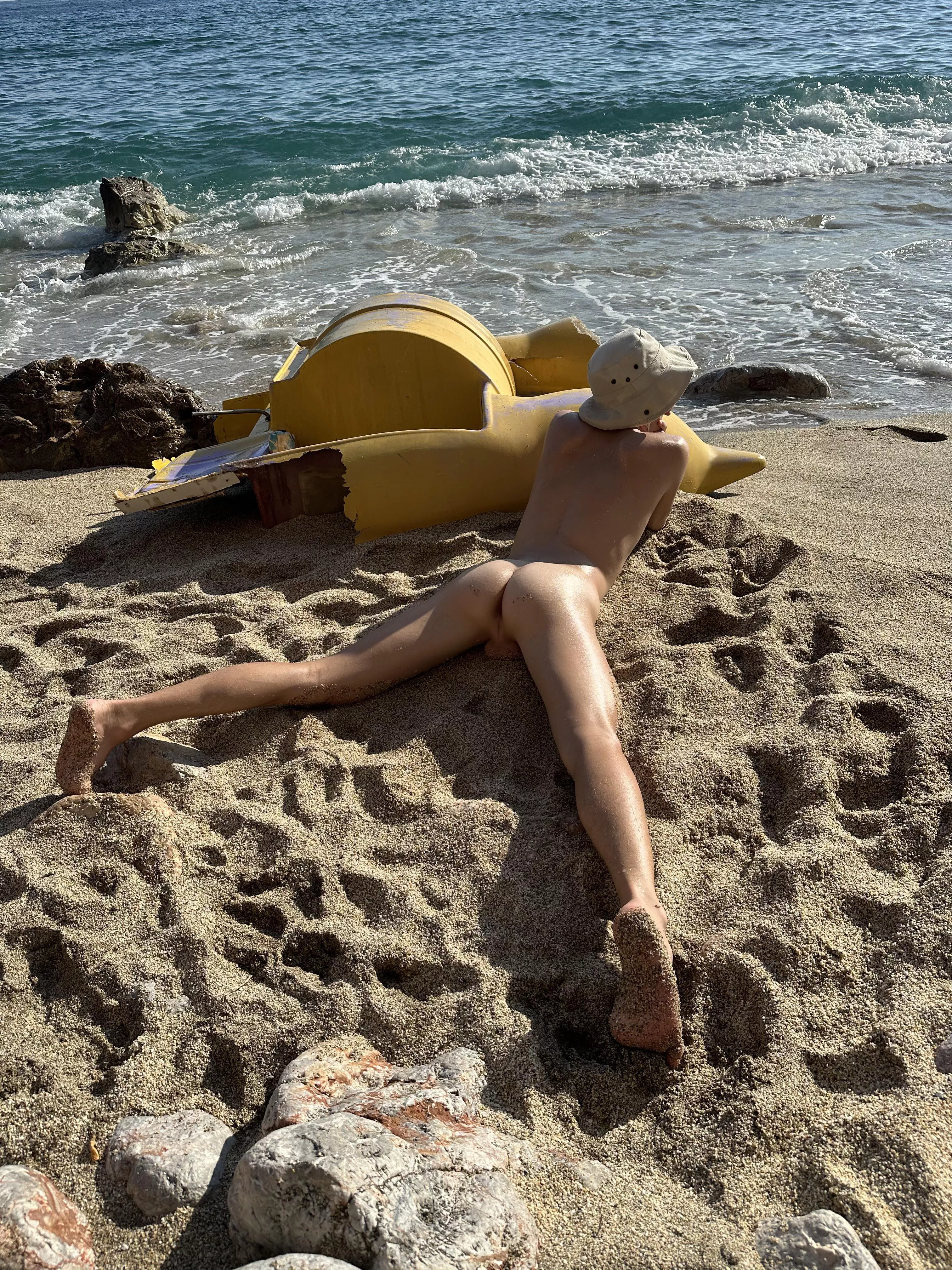 Rate from 1 to 10 how much you would like to fuck my ass!