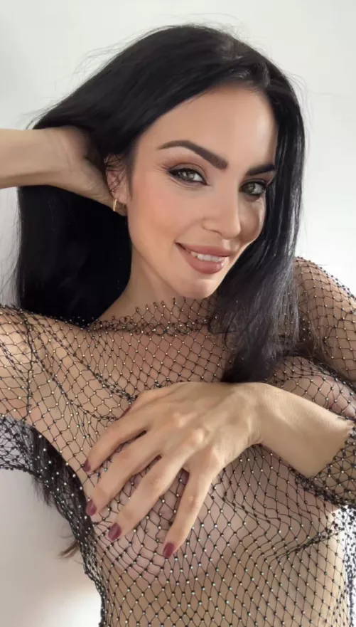 Sexy milf looking for good company