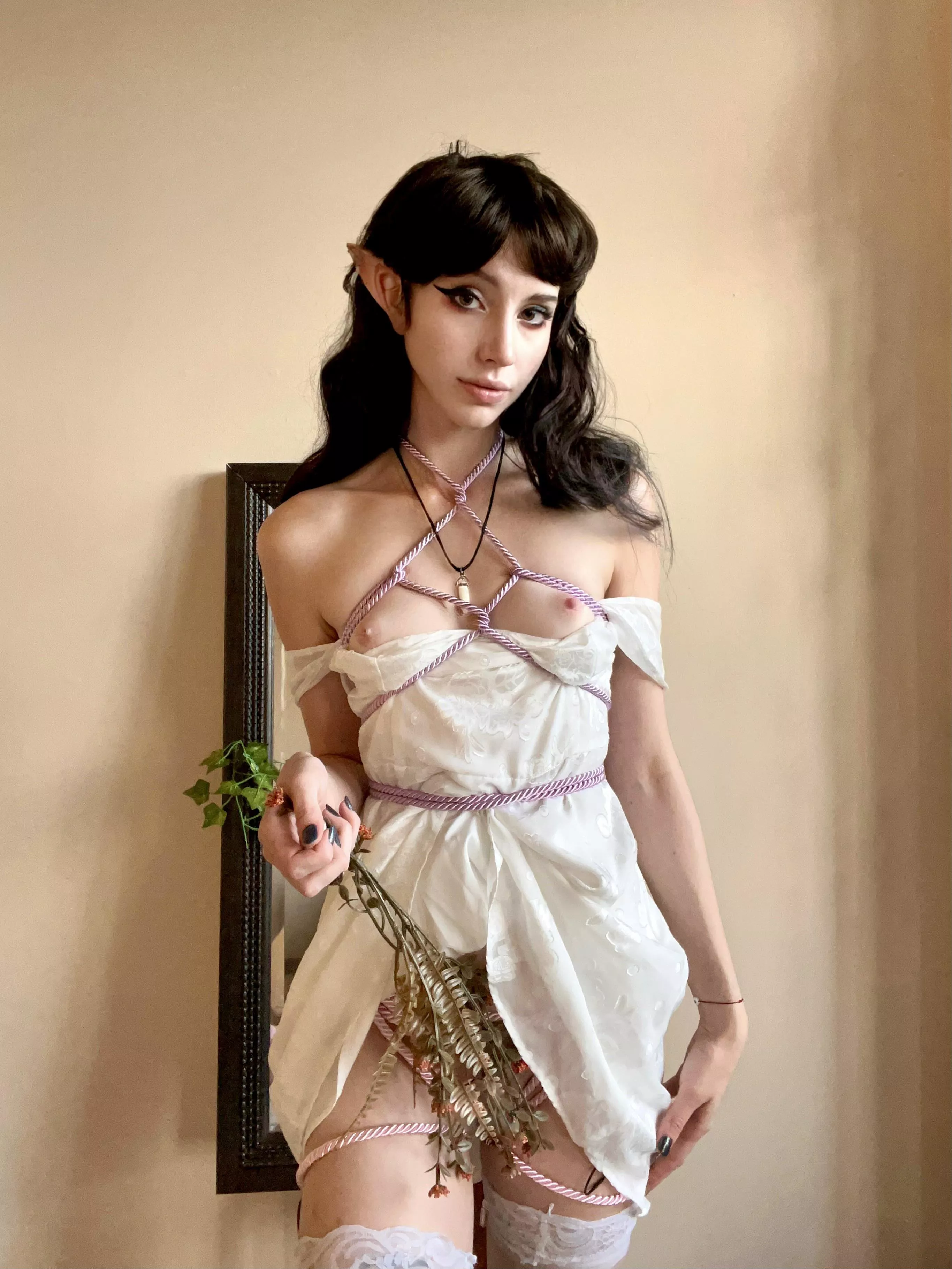 Shibari makes the world prettier