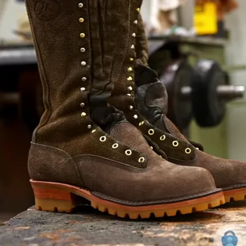 Thoughts on Lace-to Toe? Roomie and freeing or constricting and uncomfortable?