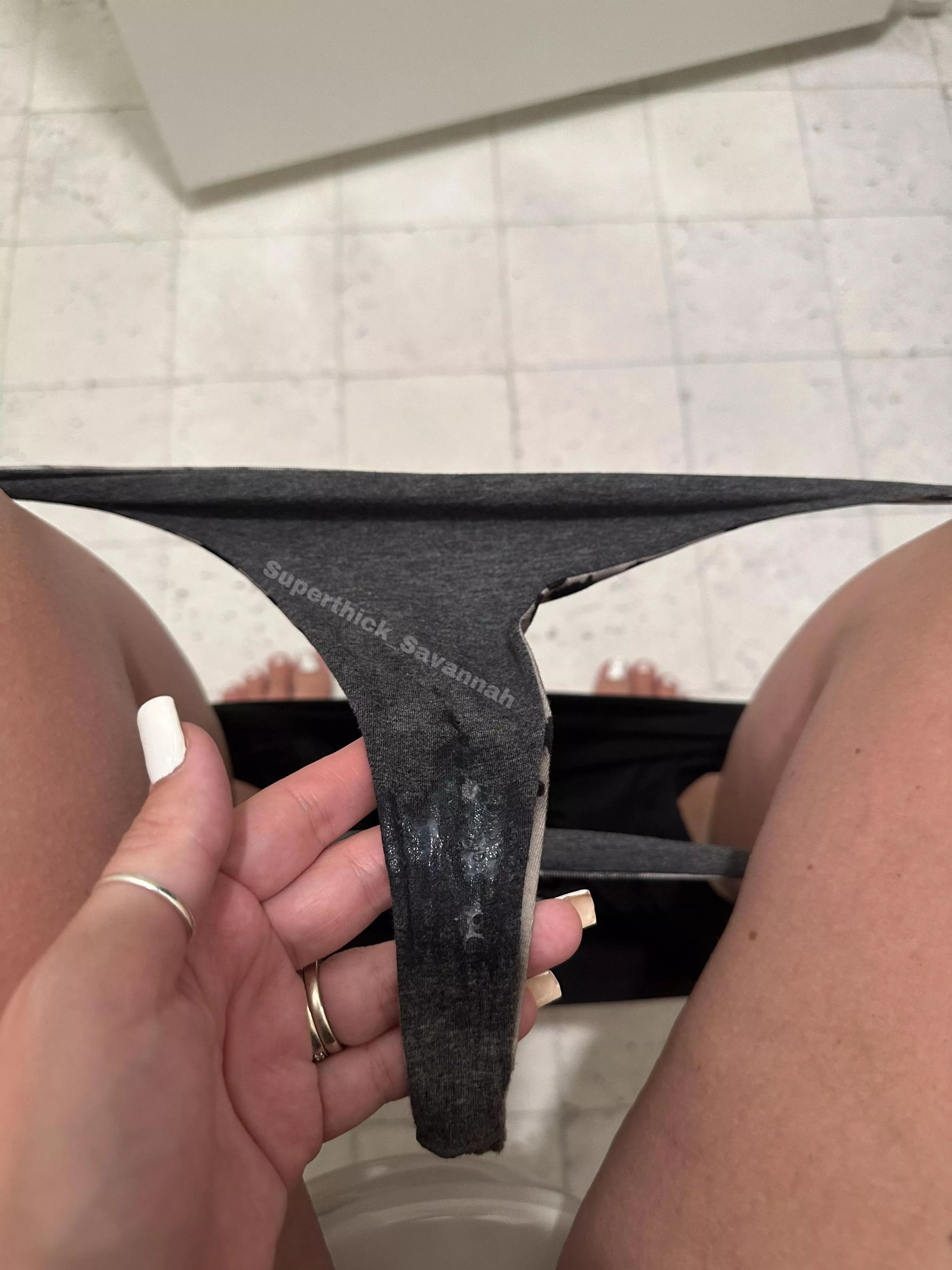 What do you think of naughty milfs