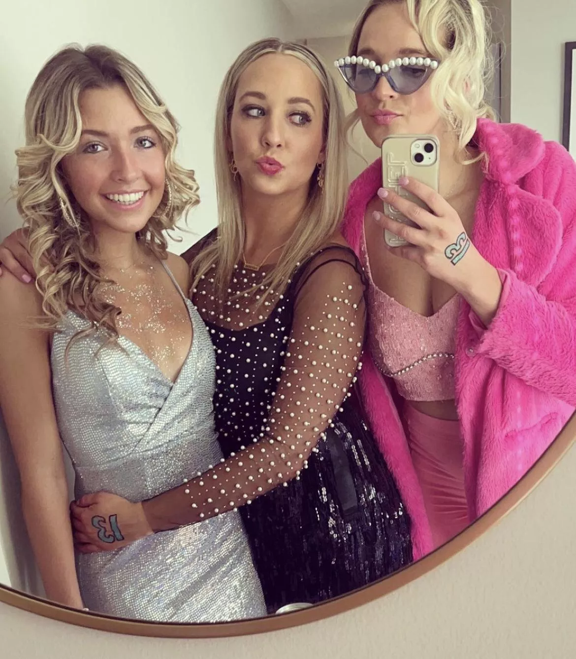 Which Blond Swiftie?