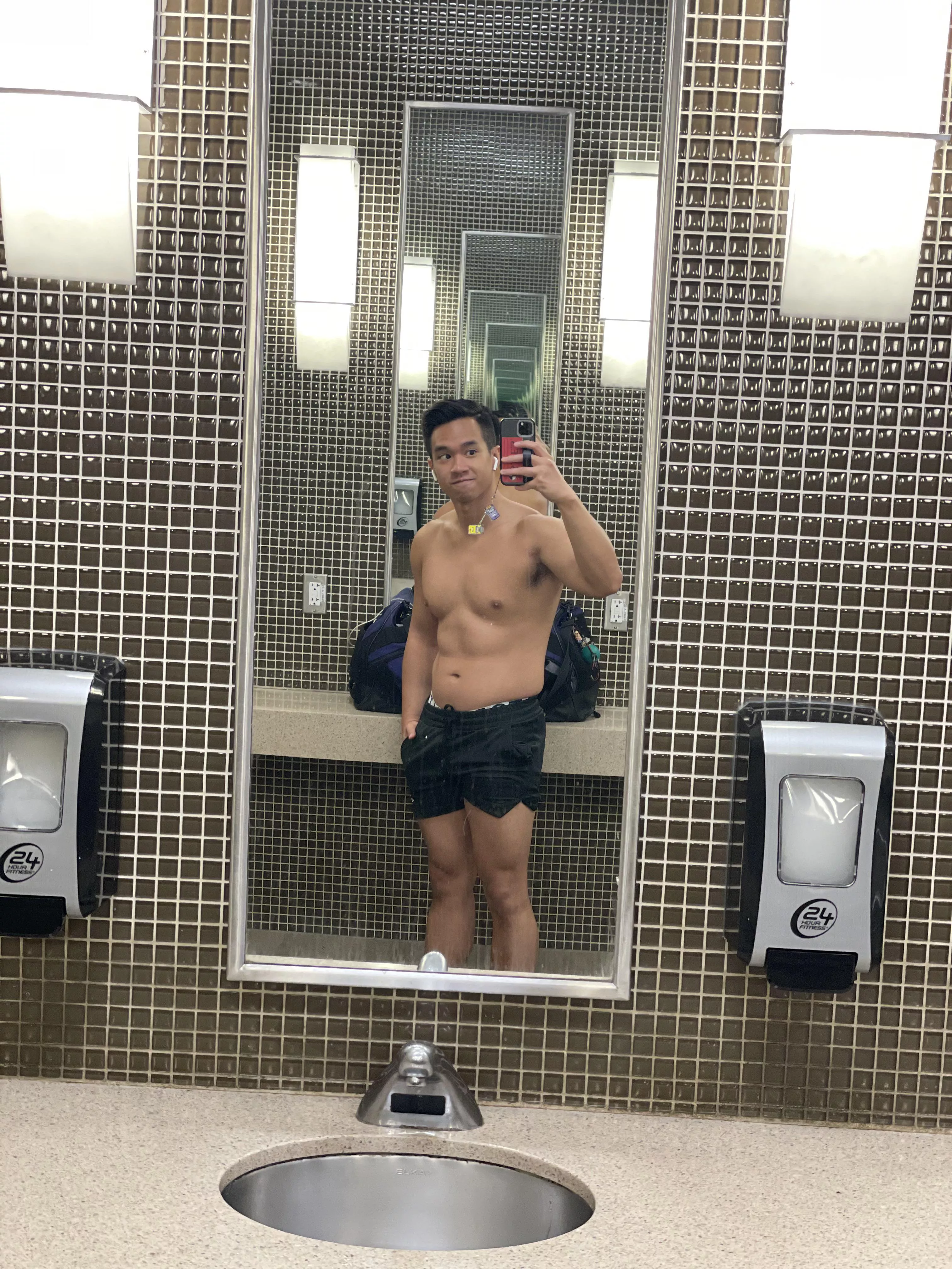 Got a good workout in before I start streaming today!