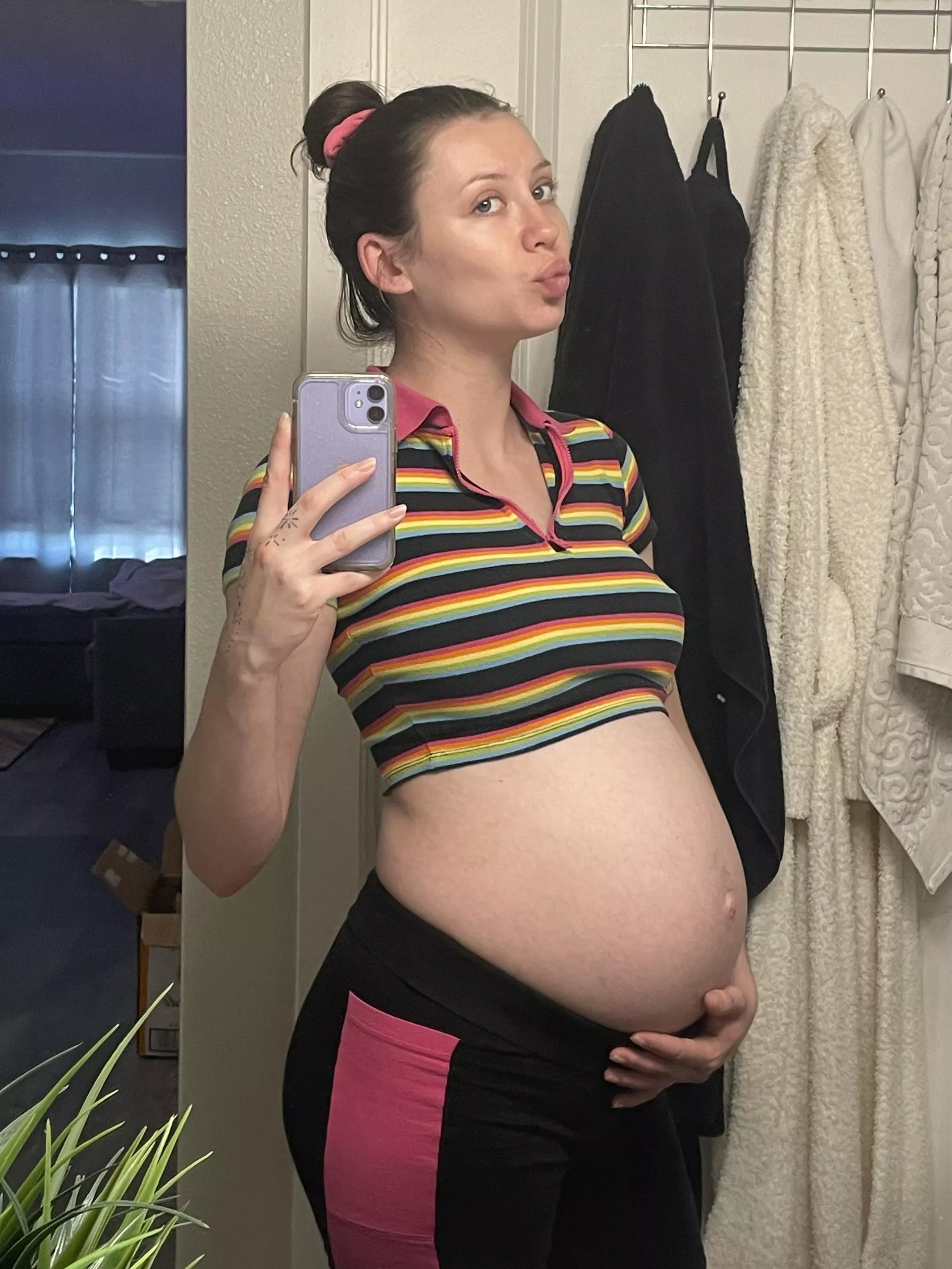 I love wearing crop tops while pregnant