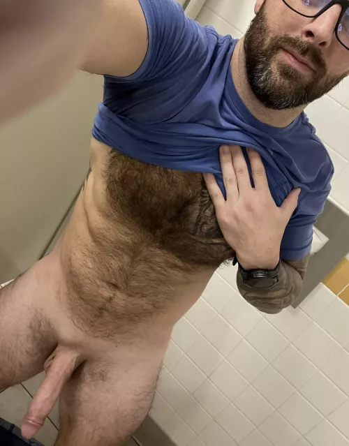 I’d love to get sucked off at work