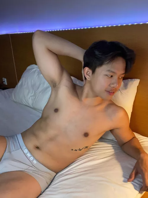 If you were here, I'd become hard without knowing it.