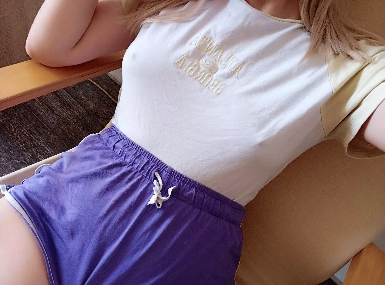 no bra for me this friday!