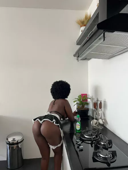 offering you a thick snack