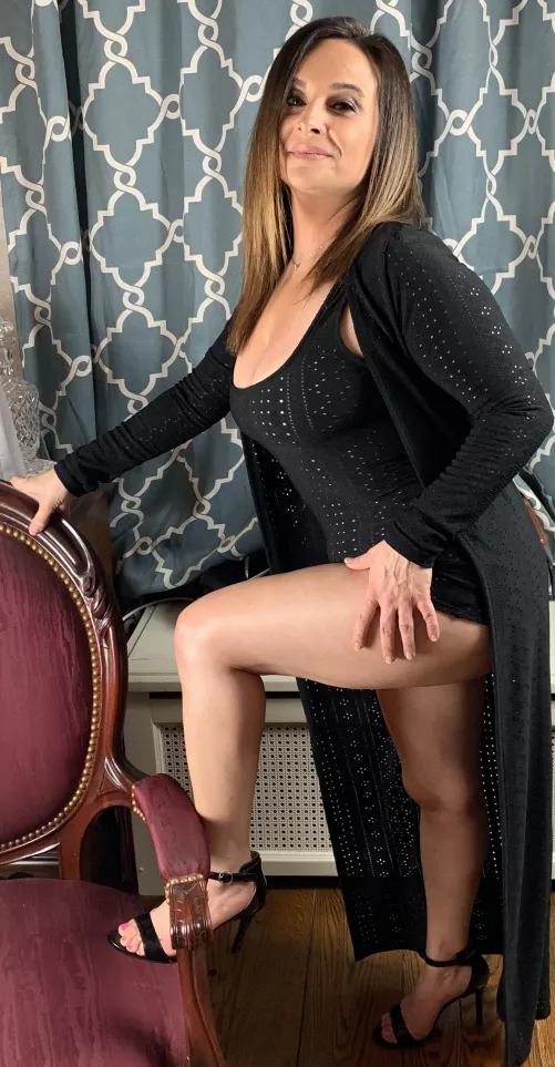 Quenching that Thursday Milf Thirst.