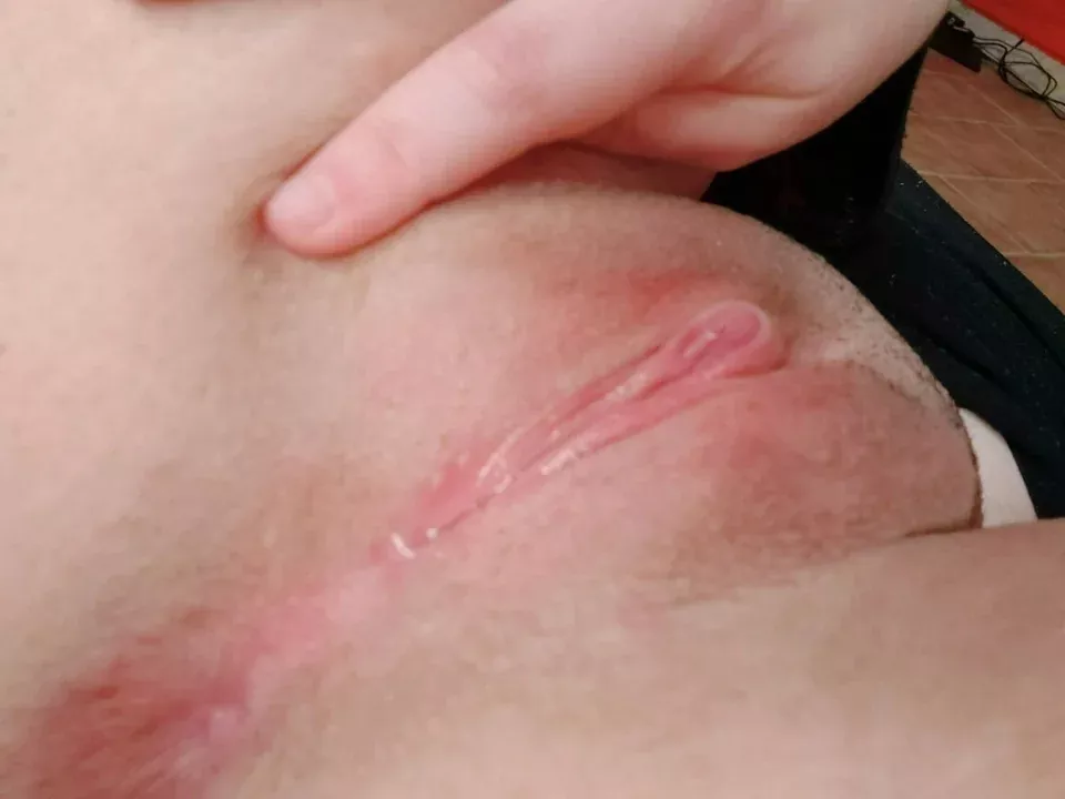 Tight and tiny pussy needs some stretching