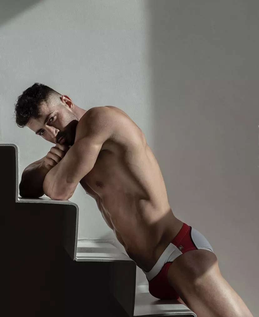 Would love to rub it against you