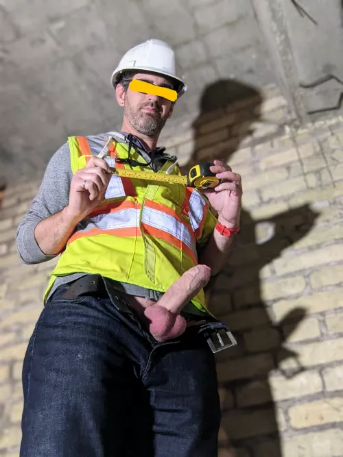 Would you give me a hand with some measurements?