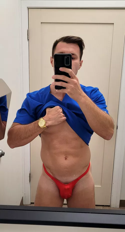 Would you hold the key while I was at work 🔑?