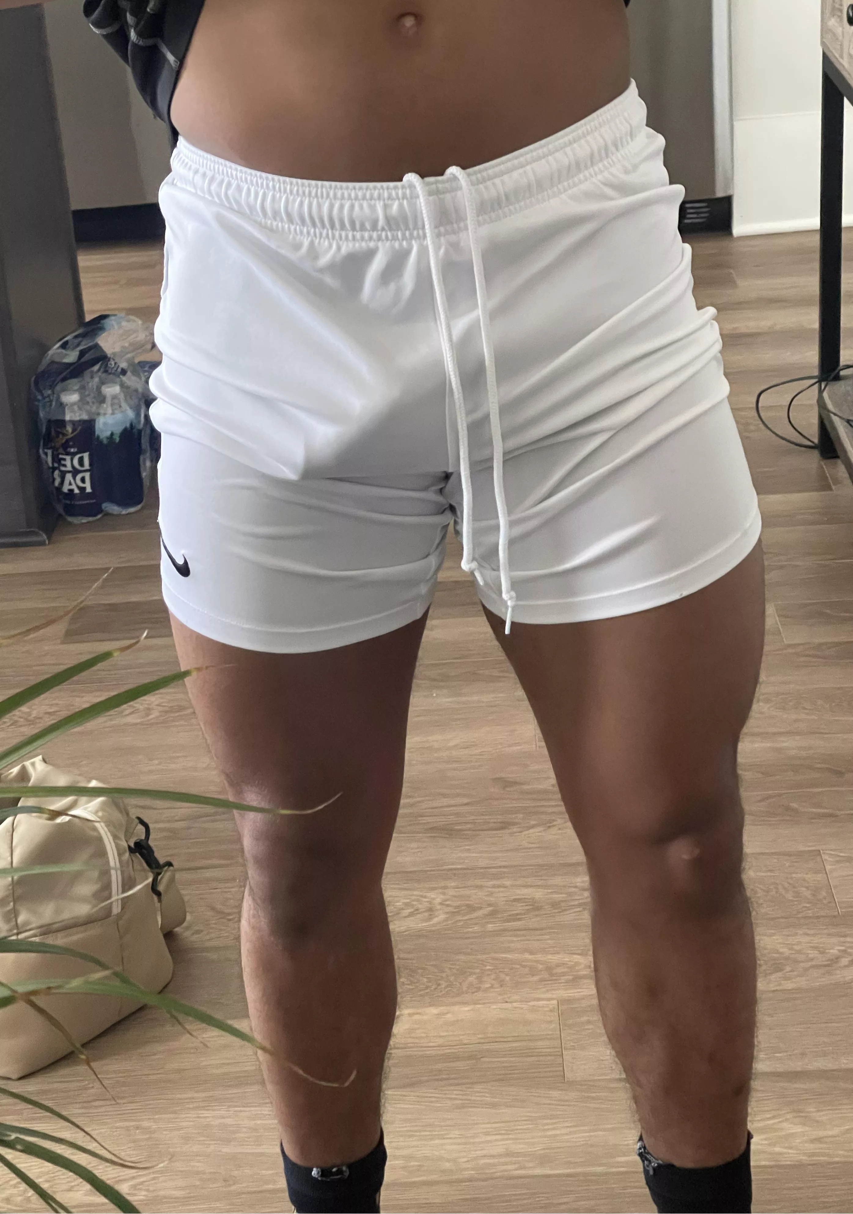 [27] like my new gym shorts bro?