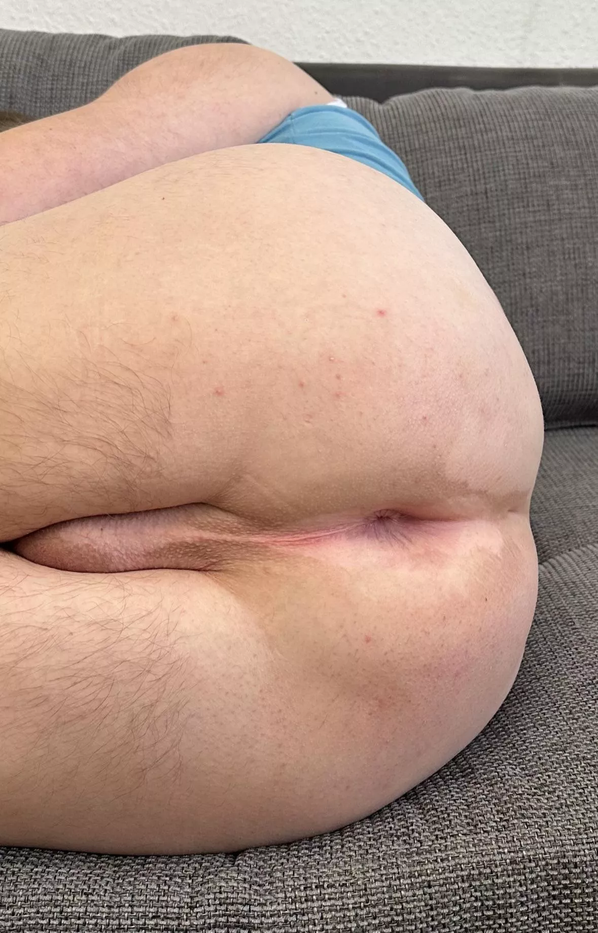 [44] would you lick me?