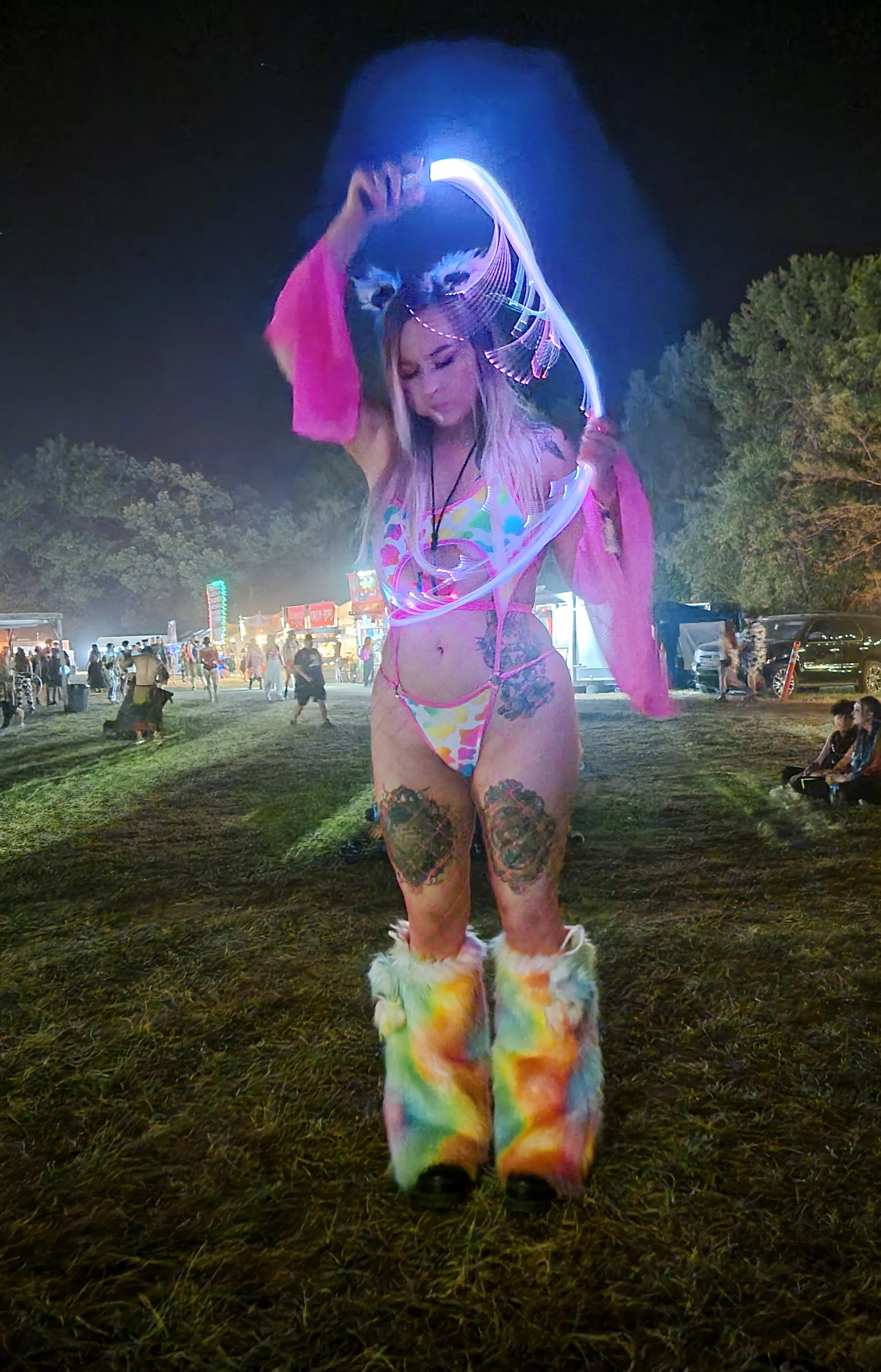 A wild rainbow kitty in her natural environment 🌈 ✨️