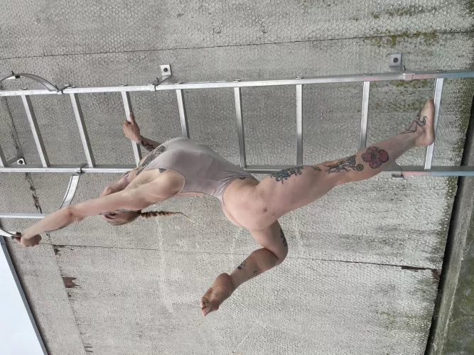 Badass babe with killer ink