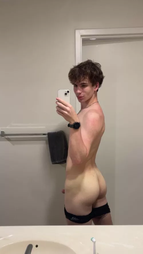 Did this make you stop scrolling? 🙂 (18)