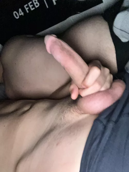 Got horny at the sleep over